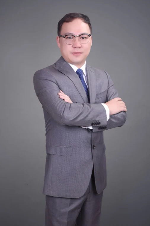 蔡鄂老师照片